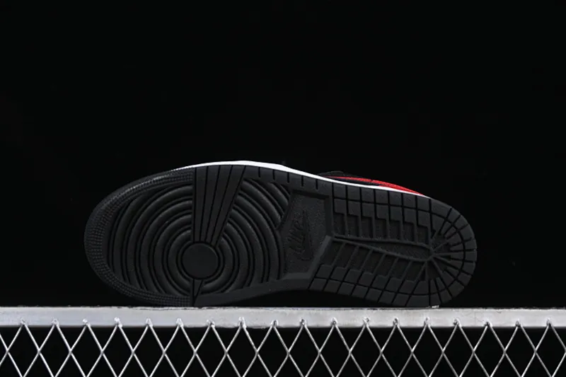 All categories Air Jordan Jordan series basketball shoes Air Jordan 1 Low G version pure original Air Jordan 1 Low AJ1 Joe 1 red and black low-top cultural casual sneakers 553558-067